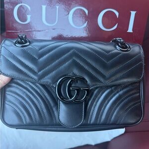 Gucci Black Chevron Leather Shoulder Bag